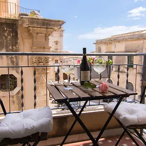 https://maison-ortigia.sicilyhotelsitaly.net